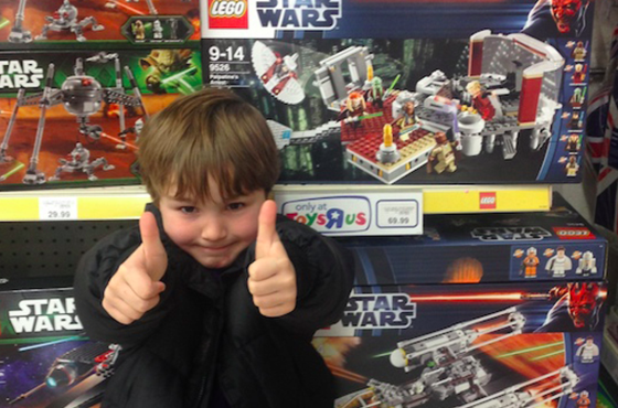 Gift for Kids - Clubbing Together for Lego